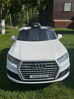 Audi Q7 dětské autíčko - 2