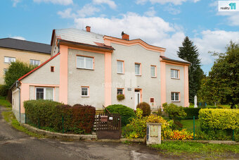 Pronájem bytu 5kk-100m2 v rodinném domě se zahradou 2173m2 - 2