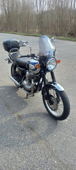 Kawasaki W650 - 2