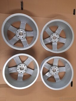 Alu Disky Audi R17 - 2