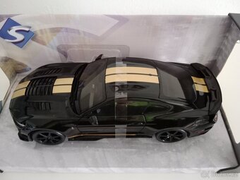 Ford Shelby GT500 H - 2