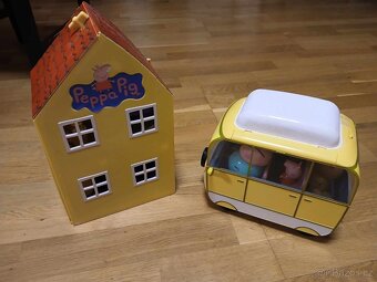 Peppa Pig domeček a karavan - 2