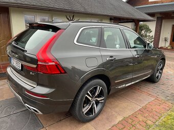 Volvo XC60 2.0 B4 145kW - 2