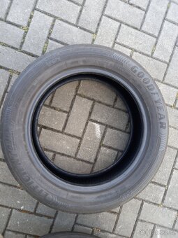 Letni pneu 205/55/17 - 2