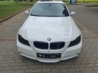 Bmw e90 325i dily - 2