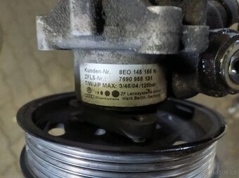 Audi A4 B7 2.0Tdi - servo čerpadlo 8E0145155N - 2