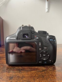 Canon 1300D - 2