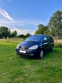 Renault Grand Scenic 1.9 dci 96 kW rv 11/2008, 7. míst - 2