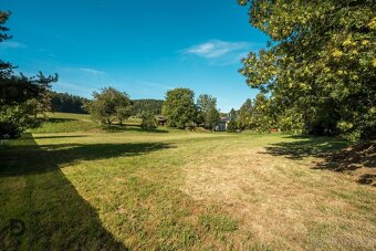 Prodej prostorného stavebního pozemku v Přívratě  1 783 m - 2