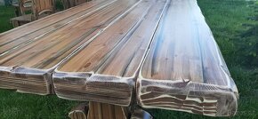 Drevený stôl Poľovnicke motivy 200×90cm vrátane10 stoličkov - 2