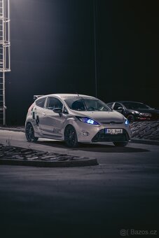 Ford fiesta - 2