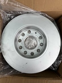 Zadní brzdové kotouče Bosch pro Octavia 1Z5 - 2