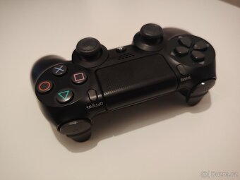Ps4 ovladač - 2