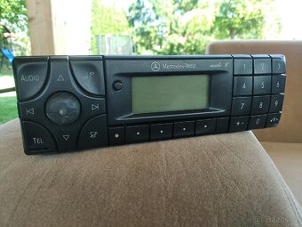 Mercedes Audio 30 - 2