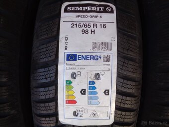 Zimní pneu 215/65/16 R16 Semperit - NOVÉ - 2