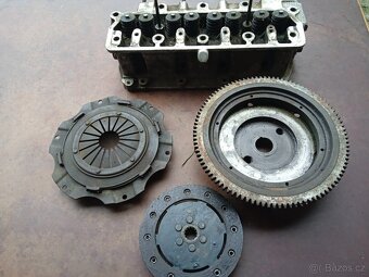 Škoda Favorit - Hlava,spojka - 2