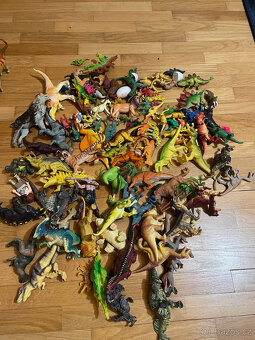 Dinosauři - různé druhy - 2