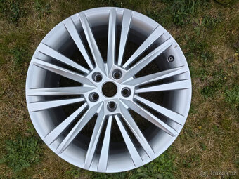 19" Canopus na Škoda Superb 3 III - 2