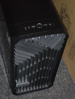 Fractal Design Torrent Black TG, super airflow,USB-C vpředu - 2