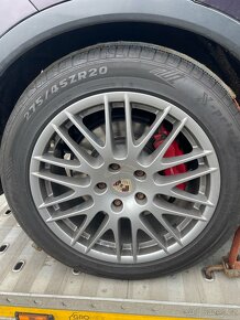 Porsche kola/alu RS SPIDER 275/45r20 - 2