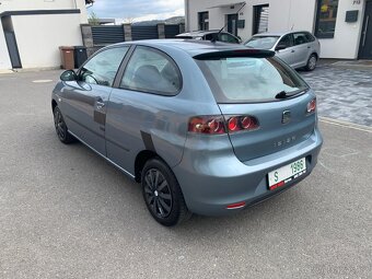 Seat Ibiza 1.4 16V(BENZÍN),r.v.10/2006,nová STK,serviska - 2