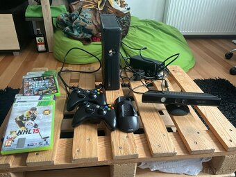 Xbox 360 + 2x ovladač + Kinect + hry - 2