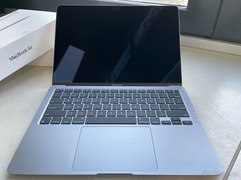 Apple MacBook Air 13" Late-2020 A2337 - jako nový, krabice - 2