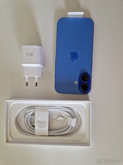 Apple iPhone 16 - 2