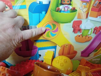 Lego Duplo 10840 velká pouť - 2