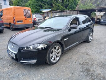 Jaguar XF 2.2 d SPORTBREAK - 2
