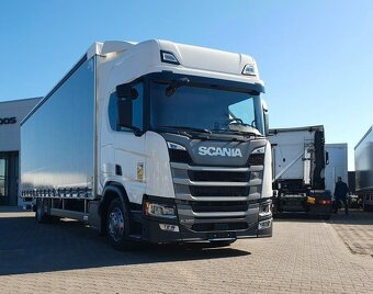 Scania R 320 4x2 včetně plachtové nástavby a hydr. čela - 2