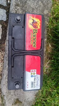 Autobaterie banner 95Ah 780A - 2