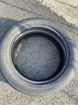 Letní pneu 235/50/19 - 2