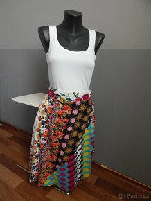 Sukně Desigual s květy, vel.XS - 2