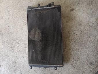 Prodám chladič na vw passat B6 - 2