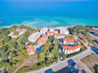 Prodej zařízeného apartmánu 2+kk se 2terasami BYALA ok.VARNA - 2