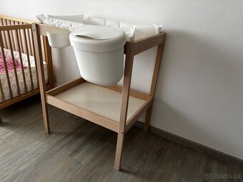 SNIGLAR Přebalovací stůl, IKEA, buk 72x53 cm - 2