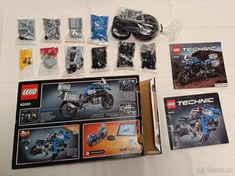 Lego Technic 42063 BMW motorka - 2