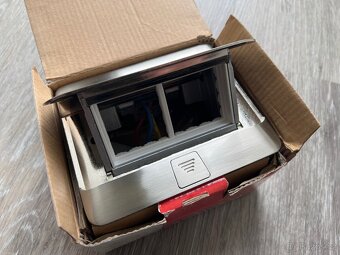 Legrand zásuvková krabice do nábytku - 2