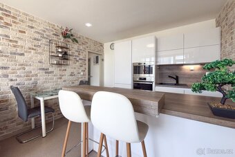 Prodej, byt, 3+kk, 65 m², osobní vlastnictví, Chomutov, Bezr - 2