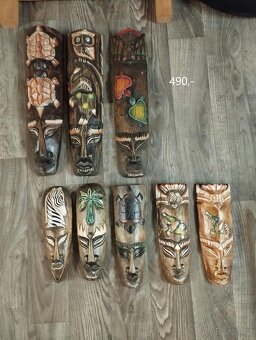 Ručně vyřezávané dřevěné sochy a masky ze Srí Lanky - 2