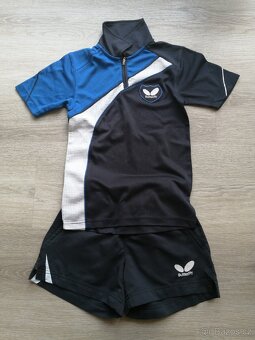 SPORTOVNÍ SOUPRAVA A BUNDA - 2