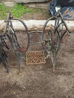 Prodám šasi od šicí ho stroje - 2