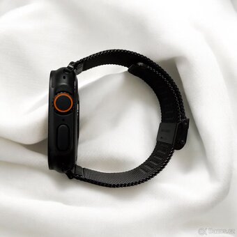 Apple Watch Ultra 3 (2025) 49mm Černý titan - 2