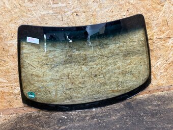 ČELNÍ OKNO BMW E46 - 2