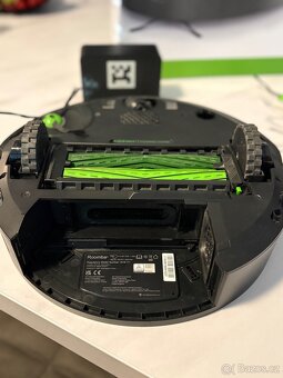 iRobot Roomba J7 - 2