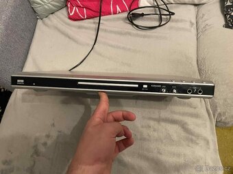 DVD Přehrávač a pohádky, filmy - 2