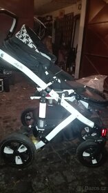 Adamex Galaktic kočárek - 2