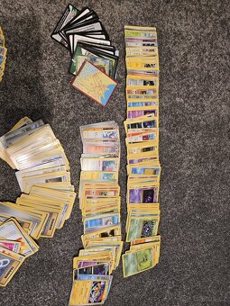 Karty pokémonů - 2