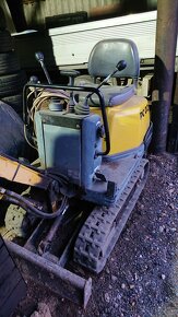 Minibagr Komatsu PC 02 - 2